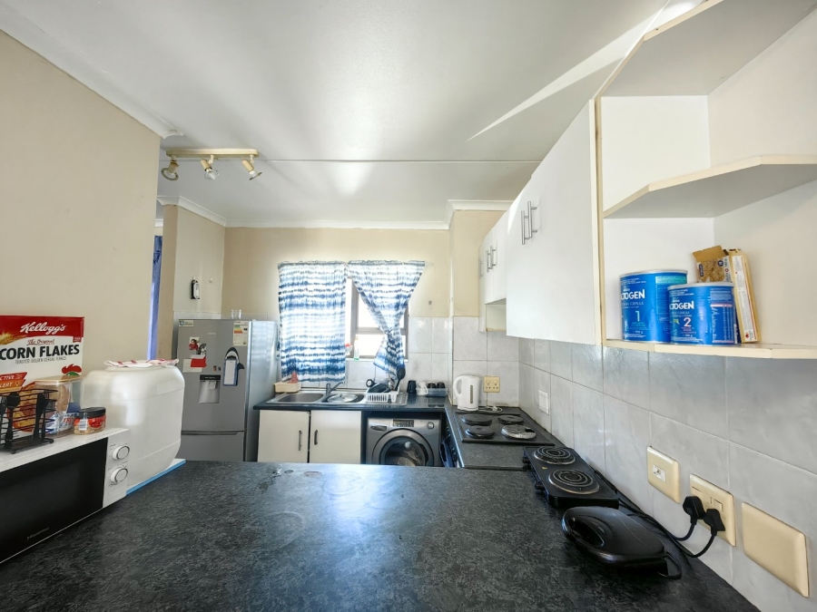 2 Bedroom Property for Sale in Parklands Western Cape